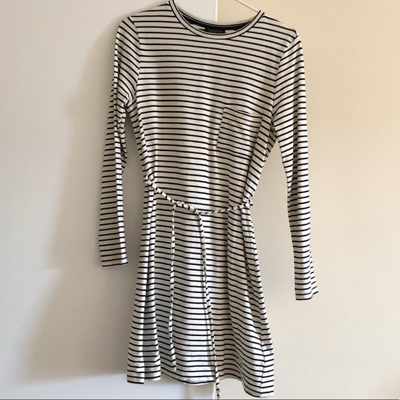Topshop Dresses & Skirts - Topshop Long Sleeve Dress